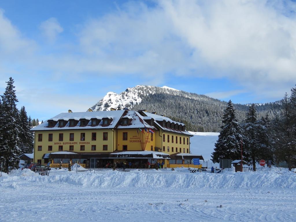 Hotel Vezzena Malga Postesina Exterior foto
